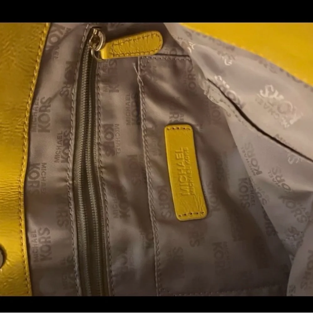Michael Kors Yellow Leather Handbag - Picture 1 of 2